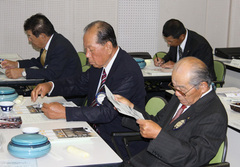 終身会員の申請を提出されたＬ加東長二　Ｌ横井春幸