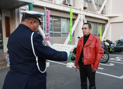 津島署から名古屋西尾張ハーレー会に感謝状が渡されました