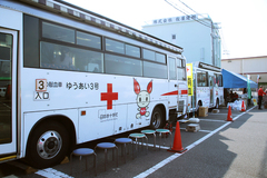 献血車両＆休憩車両