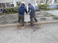 看板設置作業中③