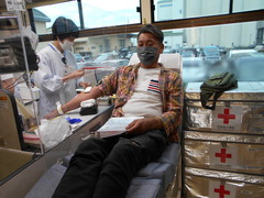 献血中の参加者