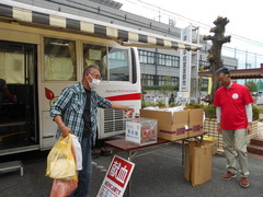同時の行ったアイバンク募金にもご協力