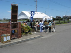 多くの模擬店がありました