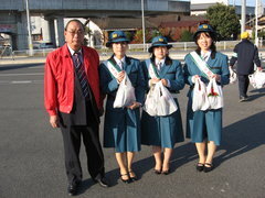 ミス交通安全の方々と会長